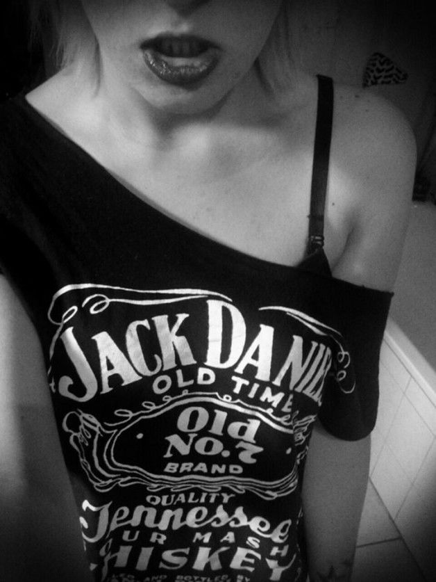 Photo by MaxvJ with the username @MaxvJ,  May 31, 2013 at 1:54 PM and the text says '#aww  #black  #and  #white  #jack  #raw  #jack  #daniel's  #ritta'