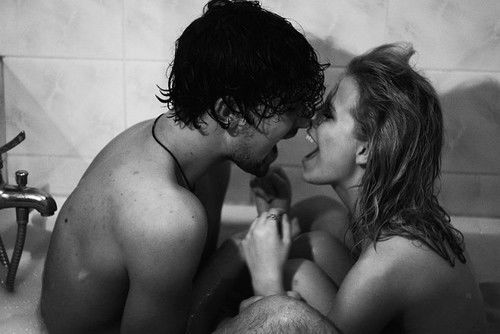 Photo by MaxvJ with the username @MaxvJ,  June 22, 2013 at 5:52 PM and the text says '#black&white  #couple  #fashion  #girl  #Hot  #summer  #boy  #photography  #kis  #sex  #shower'