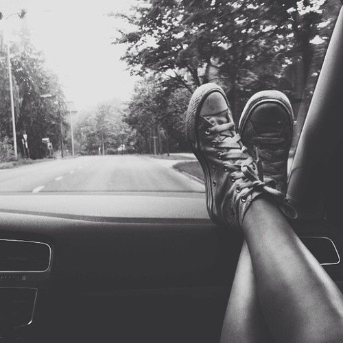 Photo by MaxvJ with the username @MaxvJ,  July 4, 2013 at 5:12 AM and the text says '#black  #shoes  #summer  #black  #and  #white  #car  #converse  #laces  #trip  #fashion  #Road  #Trip  #fun  #roadtrip  #teen  #teenager  #white  #young  #youth  #raod'