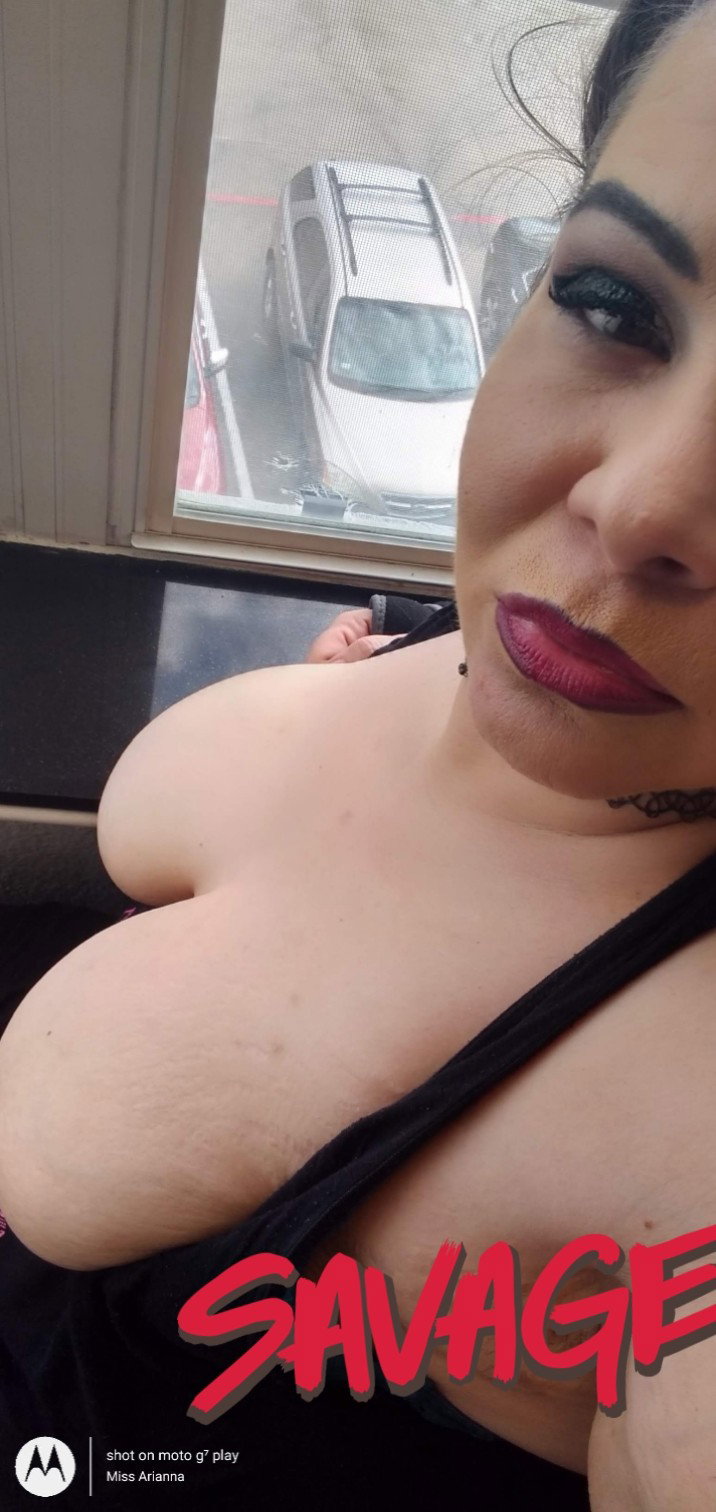 Photo by Miss Arianna with the username @MissArianna, who is a star user, posted on June 29, 2020. The post is about the topic Sexy BBWs and the text says 'CHK ME OUT!! CONTENT CREATOR EXTRODIARE
http://missarianna.tumblr.com/
https://onlyfans.com/miss-arianna
http://www.xvideos.com/video46082731/verification_video'