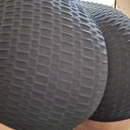 Photo by Circular Peach with the username @circularpeach, who is a star user,  November 28, 2021 at 7:27 PM. The post is about the topic Booty & PAWG and the text says 'Round'