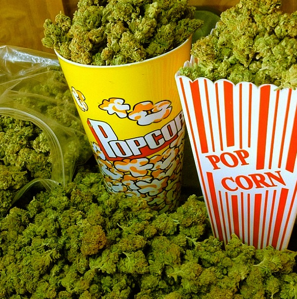 Photo by Roperigger76 with the username @Roperigger76,  July 26, 2013 at 9:19 PM and the text says 'beingnancyyy:

My kinda popcorn'