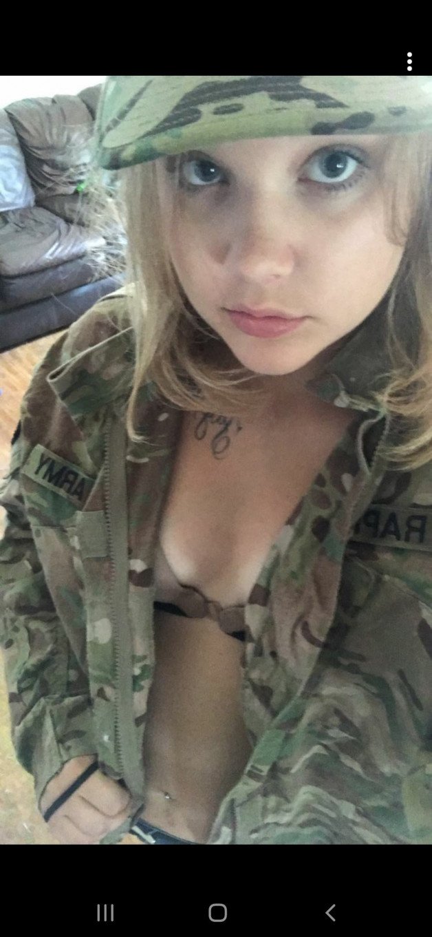 Photo by Stellarae68 with the username @Stellarae68,  March 15, 2021 at 12:05 AM. The post is about the topic Wives and girlfriends and the text says 'how sexy do iook in my mans uniform?'