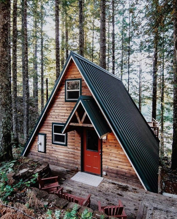 Photo by pdS with the username @pdS,  August 15, 2017 at 10:37 PM and the text says 'hearthandtimber:
Photo taken by @zackkore . Nice A-frame in the Northwest

#aframe #cabinporn #wildernessculture #dreamhome http://ift.tt/21nJYlC

Here'