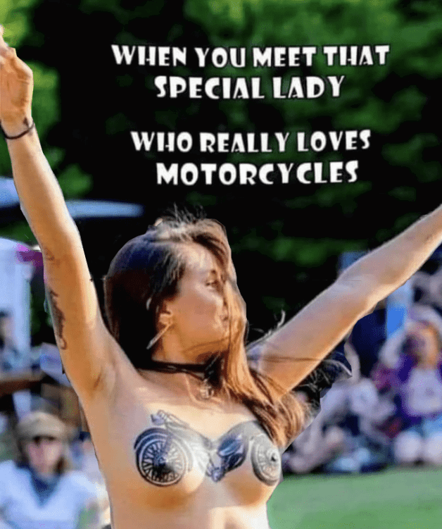 Photo by RRockWood with the username @RRockWood,  April 14, 2022 at 6:56 PM. The post is about the topic Biker Babes