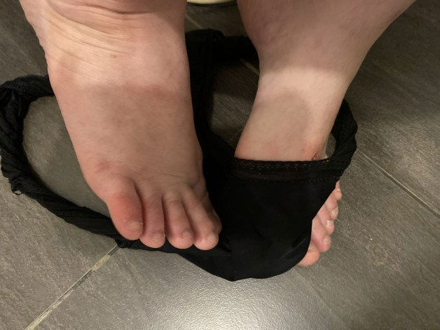 Photo by Miss princess becks with the username @becksinwonderland, who is a star user,  January 29, 2021 at 10:56 AM. The post is about the topic Sexy Feet and the text says 'Feet and undies = PERFECTION!'