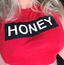 Photo by Kitten with the username @daddysirslittleslut, who is a verified user,  December 20, 2020 at 12:13 AM. The post is about the topic Blondes Are Beautiful and the text says 'I'm a HONEY and a HO. #daddysirslittleslut #blondes #honey #ho'