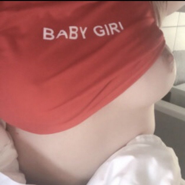 Photo by Kitten with the username @daddysirslittleslut, who is a verified user,  February 1, 2021 at 3:26 PM. The post is about the topic Submissive females and the text says 'Good morning! #daddysirslittleslut #babygirl #tits #flash'