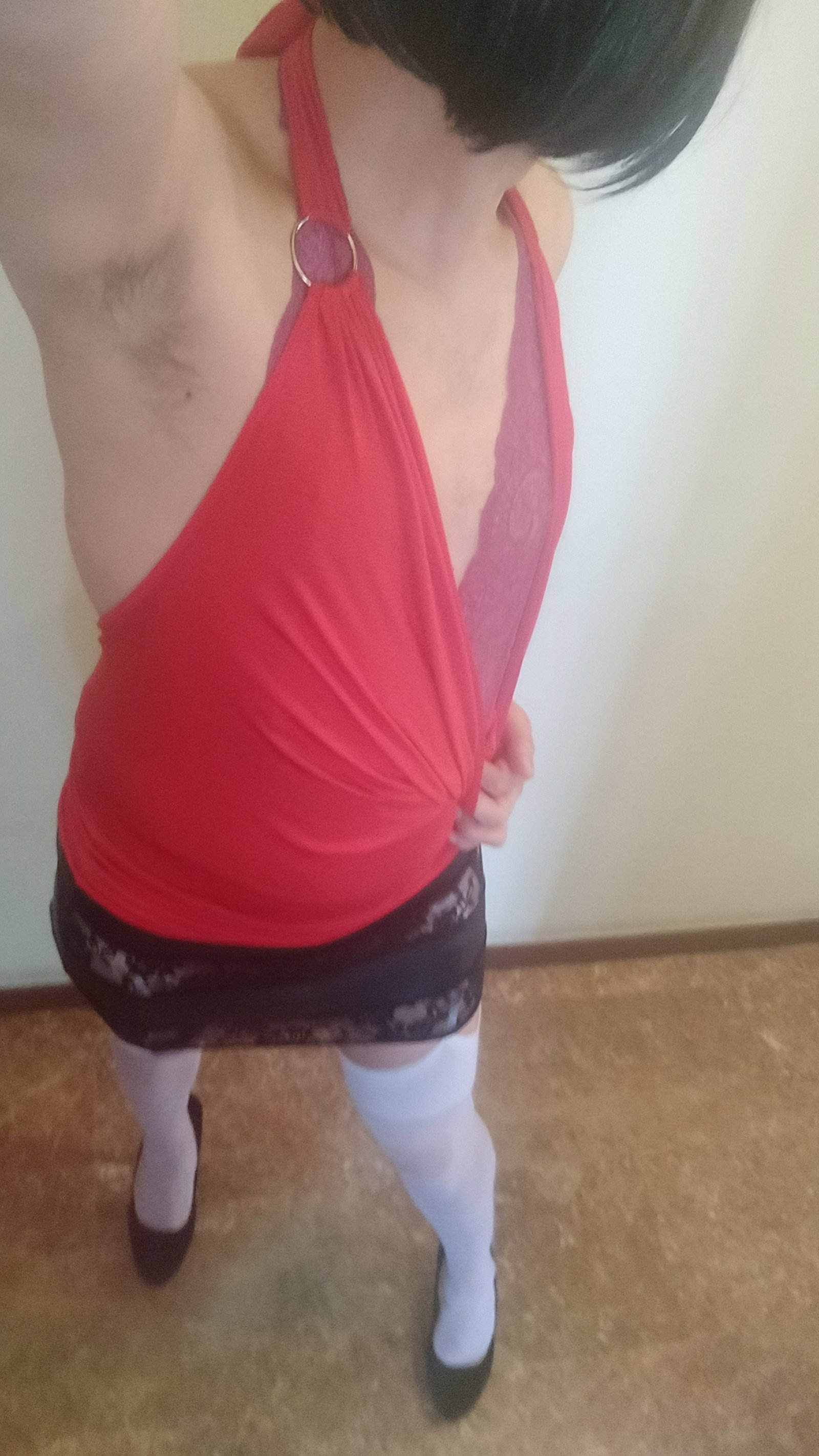 Photo by Monique C.D. with the username @MoniqueCD,  June 19, 2020 at 8:05 AM. The post is about the topic Crossdressers and the text says 'I slept dressed like below, and as I woke the only thing I wanted to do was keeping dressing like that! ...so I put on something more on top to feel like "dressing for the day".
I do love #crossdressing ! I really can't get enough..'
