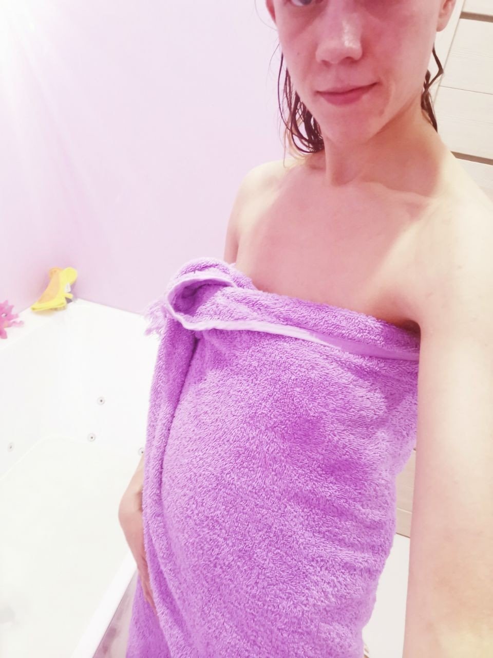 Photo by orgasm with the username @orgasm, who is a star user,  April 3, 2020 at 4:11 PM. The post is about the topic Amateur CamGirls and the text says 'Guess who is going to be live tonight, get your tokens ready 😉, Join Me! Kate Coconut 🥥 👸 💋https://m.chaturbate.com/coconut_girl1991/ #livetonight #chaturbate #camgirl #cammodel #petite'