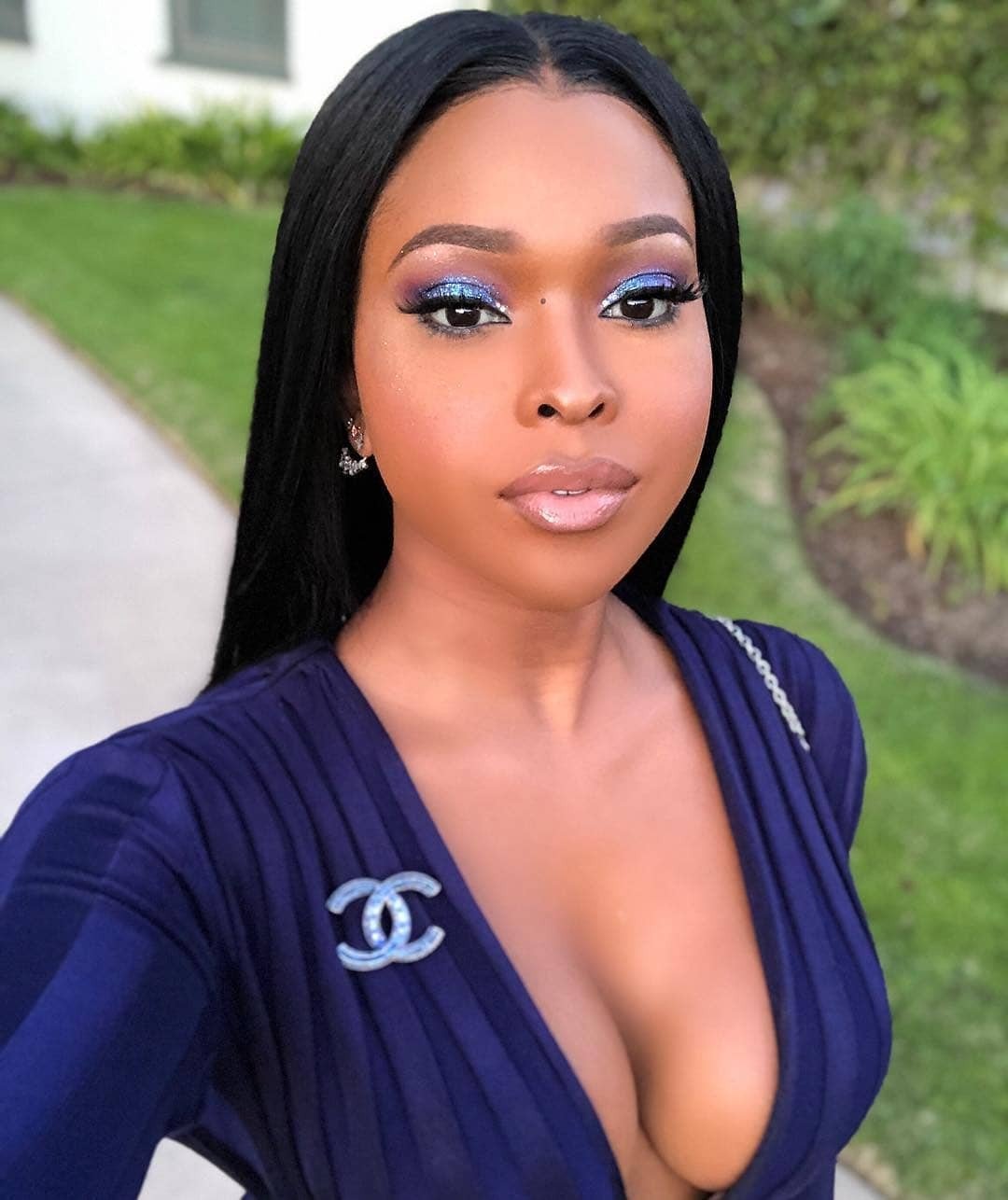 Photo by Shemale PornStars with the username @shemalepornstars, who is a verified user,  April 14, 2020 at 11:11 PM and the text says 'Amiyah Scott'