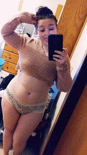 Photo by Pixi with the username @Pixi, who is a star user,  December 7, 2018 at 9:20 PM and the text says 'Just a reminder I sell custom content and for the rest of December, if you send $5 to my Kofi or Circle pay you'll get a brand new nude, taken just for you! Ko-fi.com/pixicat OR pixicatbusiness@gmail.com on circle'