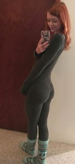 Photo by johhnn555greece with the username @johhnn555gr,  April 8, 2020 at 4:41 AM. The post is about the topic Yoga Pants, Ass, Creep Shots, Heels, Legs