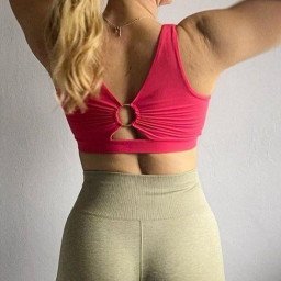 Photo by Beautifully Feminine with the username @BeautifullyFeminine,  July 12, 2021 at 5:12 AM. The post is about the topic Love Her In Leggings