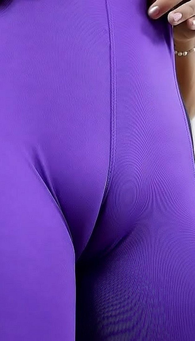 Photo by Beautifully Feminine with the username @BeautifullyFeminine,  December 5, 2021 at 11:21 PM. The post is about the topic Cameltoe