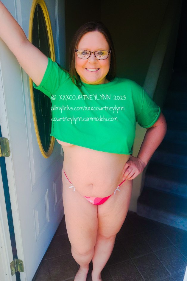 Photo by XXXCourtneyLynn with the username @XXXCourtneyLynn, who is a star user,  June 12, 2023 at 11:16 PM. The post is about the topic HotMILFS and the text says 'My "front door" is always open & ready for you to cum in! Who wants to cum pay me a visit 😈😈😈?'