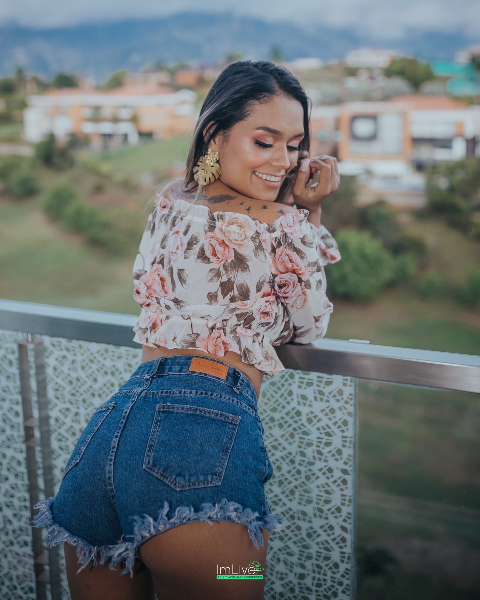 Photo by ImLive with the username @imlivenet, who is a brand user,  October 8, 2020 at 5:55 PM. The post is about the topic Latinas and the text says 'What a view! Stay stunned for #ariisugar and be sure to follow her on ImLive. 😜

👉 http://imlurl.com/4Bhyvu 

[#imliveonImlive #pornlive #livecam #chatlive #stayhomedontdate #Ass #Sexy #porn #webcam #horny #pornovideo #pornogirl #porno #pornhub..'