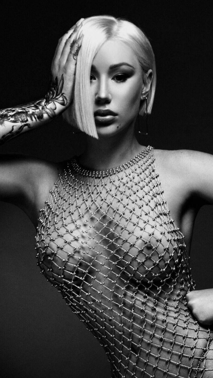 Photo by Perceval23 with the username @Perceval23,  May 15, 2019 at 3:22 PM. The post is about the topic Nude Celebrity and the text says 'Iggy Azalea'