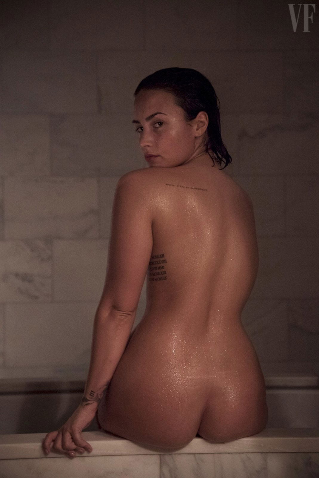 Photo by Perceval23 with the username @Perceval23,  June 15, 2019 at 1:20 PM. The post is about the topic Nude Celebrity and the text says 'Demi Lovato'