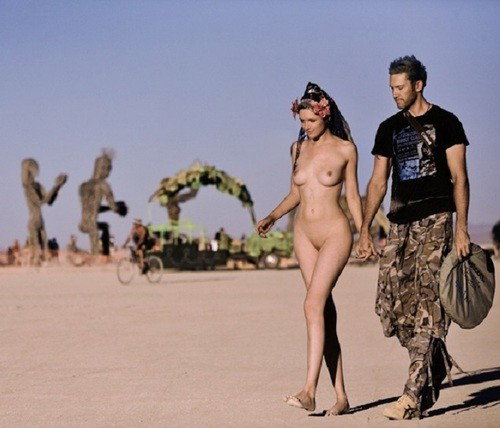Photo by Perceval23 with the username @Perceval23,  August 31, 2019 at 3:00 PM. The post is about the topic Naked in public and the text says 'Burning Man'