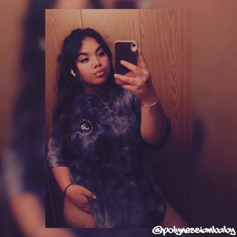 Photo by polynessianbaby with the username @polynessianbaby, who is a star user,  April 24, 2020 at 10:51 PM and the text says '#thickthighhs #beauty #daddy #DMme #polynessianbaby https://onlyfans.com/polynessianbaby'