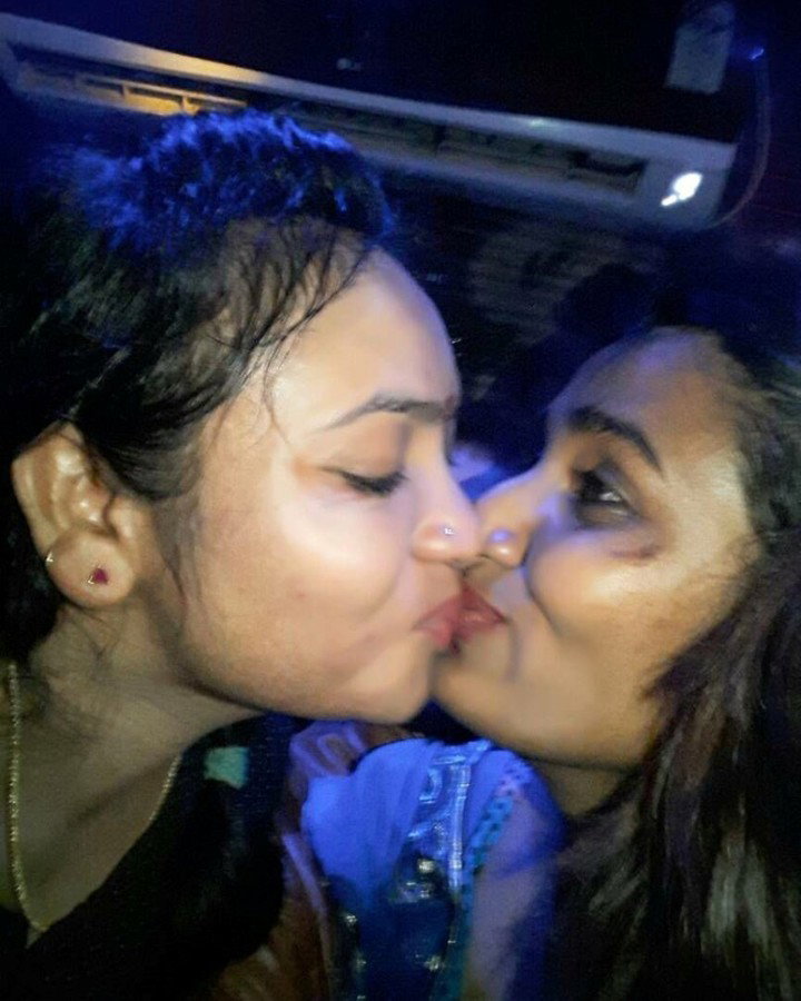 Photo by Swathinaydu with the username @Swathinaydu,  April 27, 2020 at 2:07 AM. The post is about the topic Lesbian Lounge
