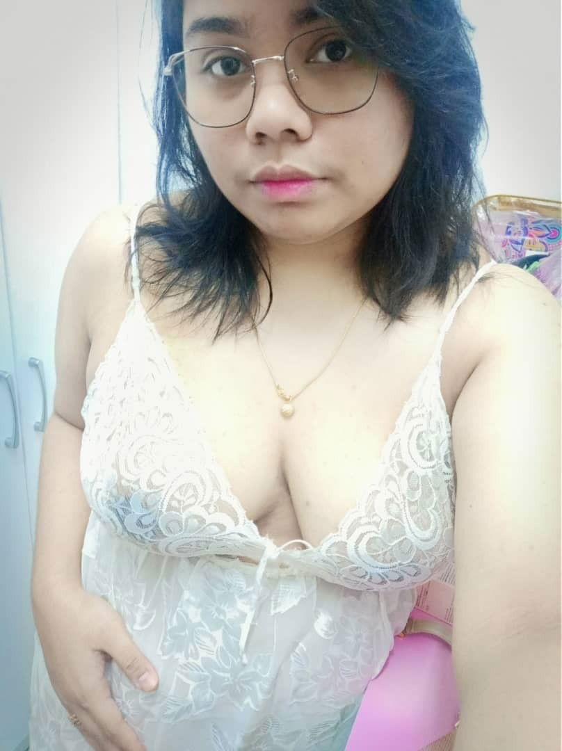 Photo by Teriang2 with the username @Teriang2,  May 8, 2020 at 12:43 AM. The post is about the topic Asian and the text says 'BANTING MARI AMIRA TEETEK BETIK
MILF GERSANG WIFE MEMBER
GANGBANG'