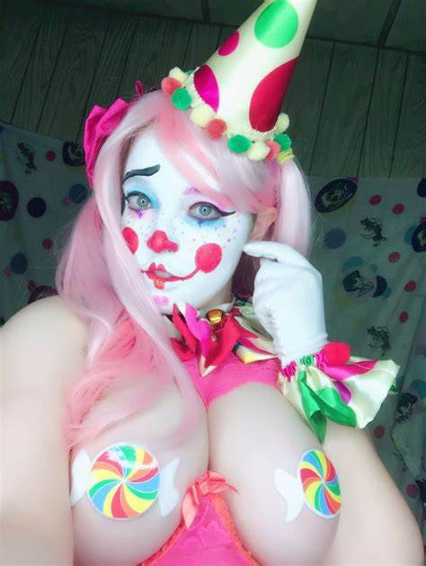 Photo by princesstank with the username @thatclowngirl,  June 7, 2020 at 3:24 AM. The post is about the topic clown