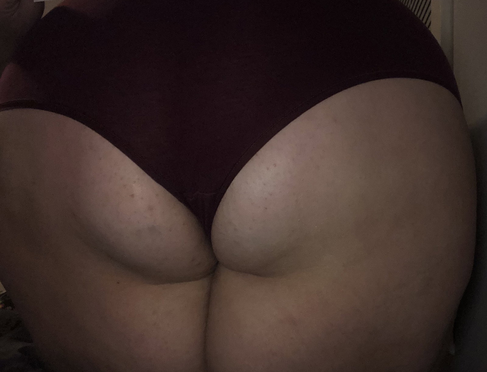 Photo by Lucy2395 with the username @Lucy2395, who is a star user,  September 22, 2020 at 3:24 AM. The post is about the topic Ass and the text says 'Posting more pics of me playing with my ass! Cum to me'
