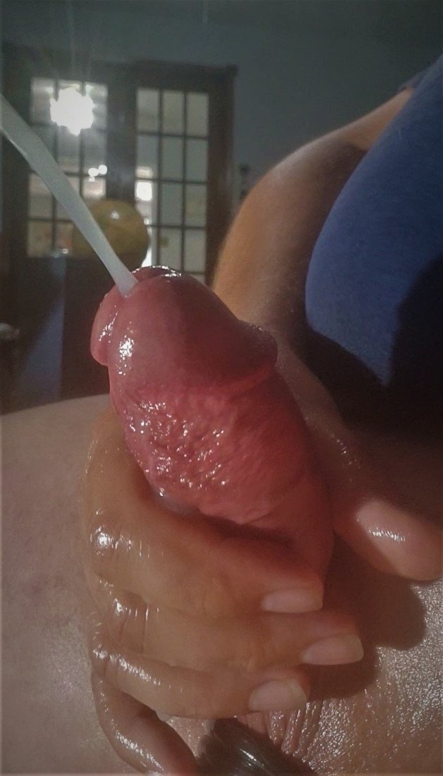 Photo by shvdstffy with the username @shvdstffy,  August 20, 2022 at 7:38 AM. The post is about the topic Cumming Cock and the text says 'Cumming after hours of oily play'