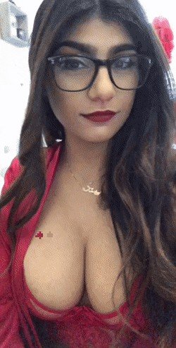 Photo by Theprivatecollection with the username @Theprivatecollection,  May 23, 2020 at 10:16 PM. The post is about the topic Mia Khalifa
