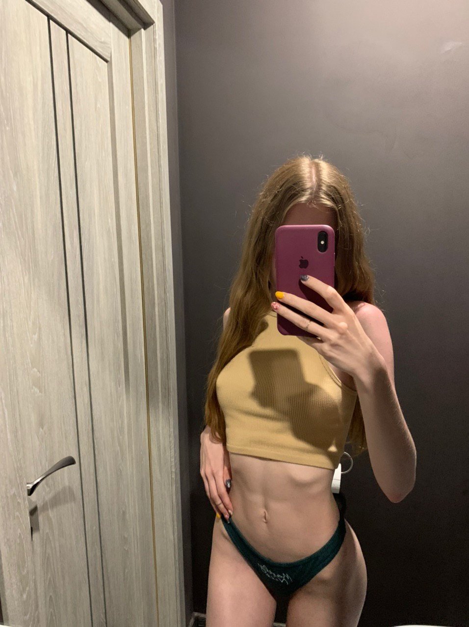 Photo by annamelody with the username @annamelody, who is a star user,  July 8, 2020 at 10:10 PM. The post is about the topic Fitness Selfies