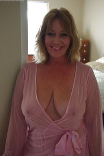 Photo by SxJunkie with the username @SxJunkie,  January 4, 2021 at 11:41 PM. The post is about the topic MILFS