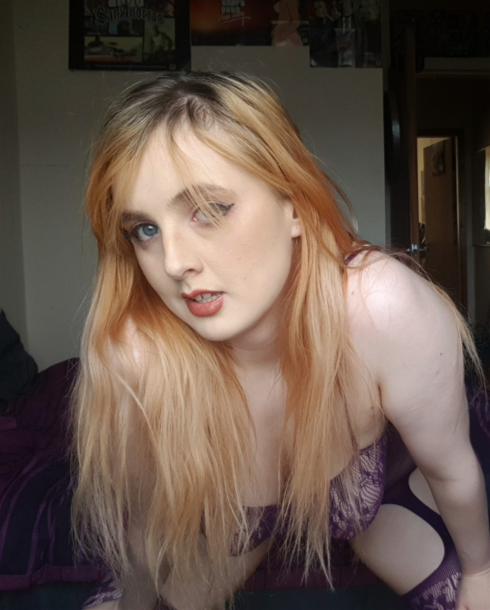 Photo by kawaiikitty42 with the username @kawaiikitty42, who is a star user,  July 1, 2020 at 10:53 AM and the text says 'See me naked on onlyfans 😈'