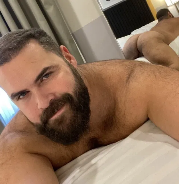 Photo by Sir Maci with the username @SirMaci,  March 25, 2024 at 2:33 PM. The post is about the topic Gay Hairy Men and the text says 'Mouth Or Ass?
Szájba vagy seggbe?'