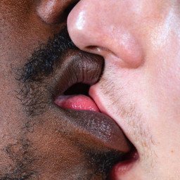 Photo by Sir Maci with the username @SirMaci,  August 5, 2020 at 10:19 AM. The post is about the topic Gay kiss and the text says 'Kiss
#gay #kiss #kissing #lips #tongue #beard'
