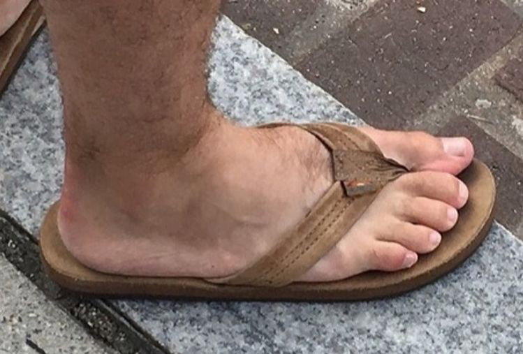 Photo by s p i r a l p a s s with the username @Str8GuysOnly, who is a verified user,  July 21, 2020 at 8:55 PM. The post is about the topic Guys in Flip Flops and the text says 'Yum'