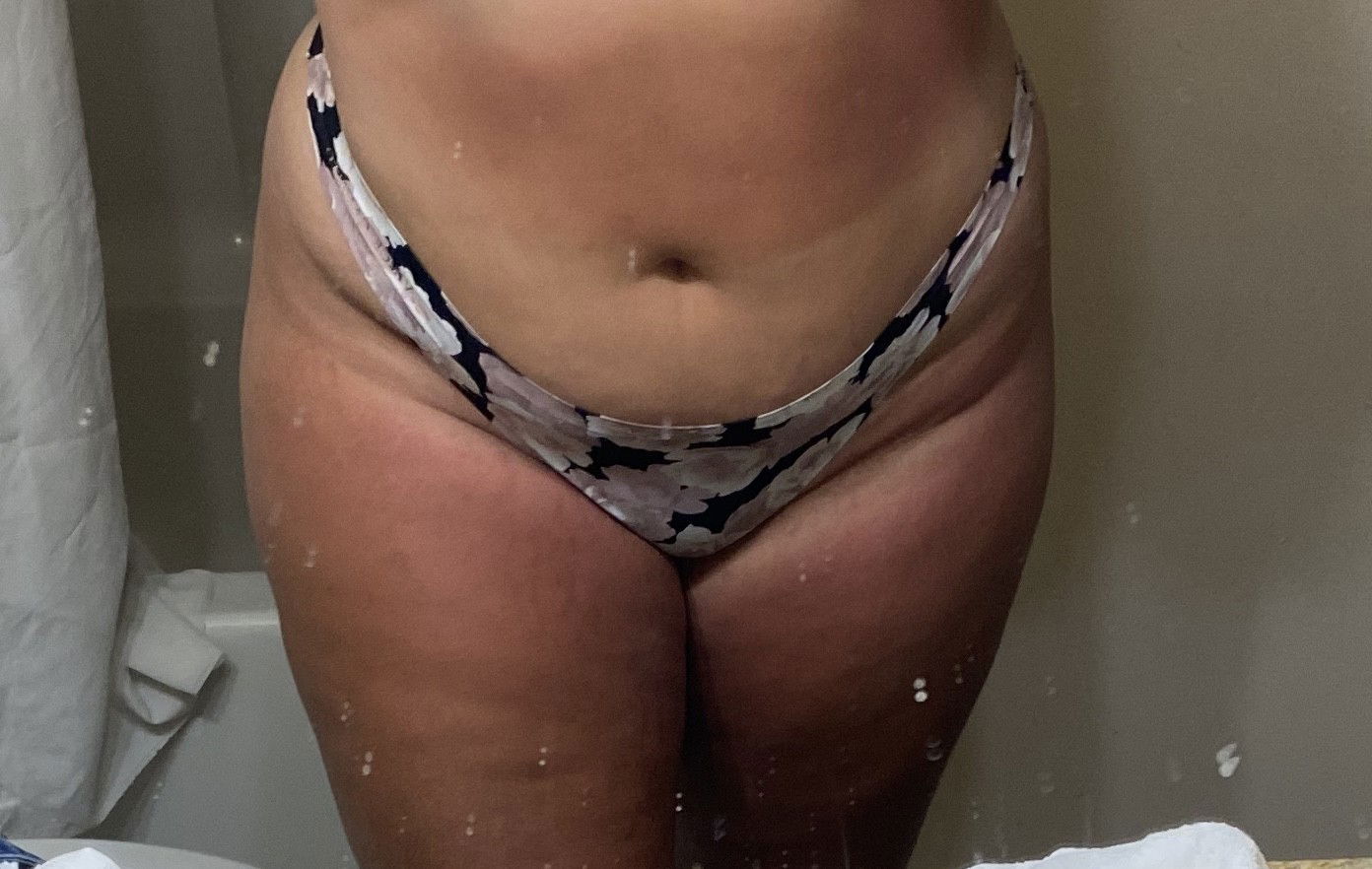 Photo by Juicymami335 with the username @Juicymami335, who is a star user,  August 28, 2020 at 2:07 PM. The post is about the topic Nice Panties and the text says 'Decided to swing by the beach! Cum see my tans lines! Click the link 🌞🌞'