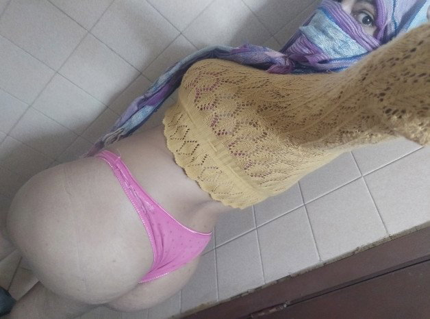 Photo by MuslimWifeyX with the username @MuslimWifeyX, who is a star user,  December 14, 2021 at 2:08 PM. The post is about the topic Ass and the text says 'What do you think of my pink panties?'