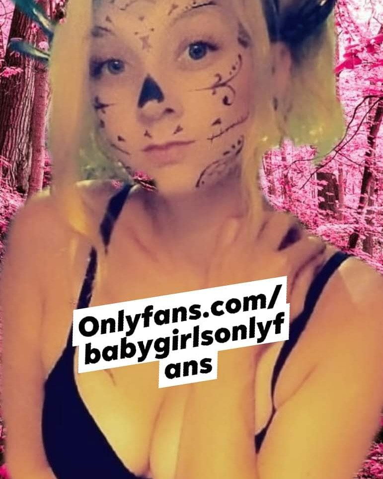 Watch the Photo by Babygirl9569 with the username @Babygirl9569, who is a star user, posted on October 5, 2020. The post is about the topic Amateurs. and the text says 'My OF is officially FREE to subscribe to!!! Cum join in on the fun!!'