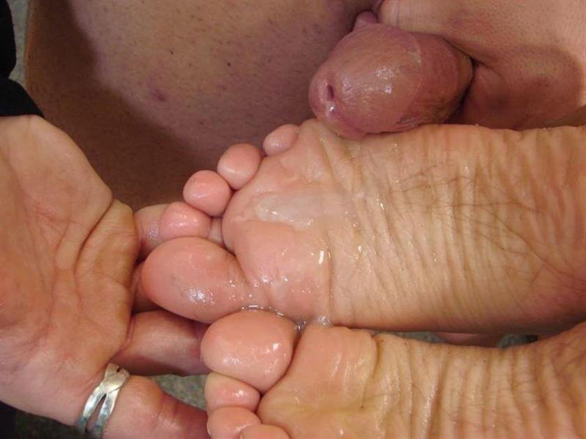 Watch the Photo by UvulaJerky with the username @UvulaJerky, posted on September 30, 2020. The post is about the topic footjob.