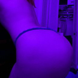 Photo by Akibento with the username @Akibento, who is a star user,  October 1, 2021 at 6:26 PM. The post is about the topic Ass and the text says '🍑'