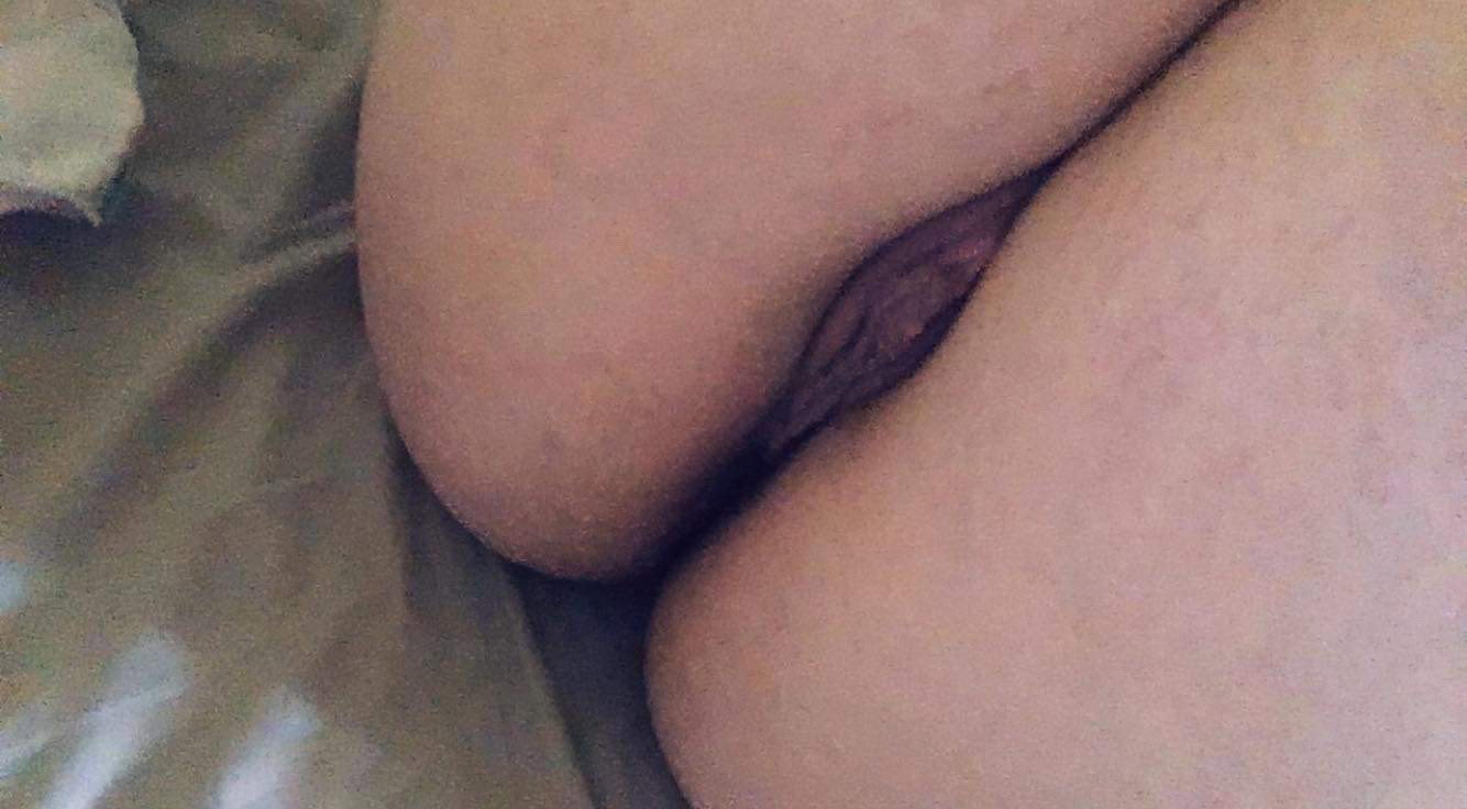 Photo by mrsmia69 with the username @mrsmia69,  August 13, 2020 at 5:58 AM. The post is about the topic Pussy and the text says 'snap. miasmith981'