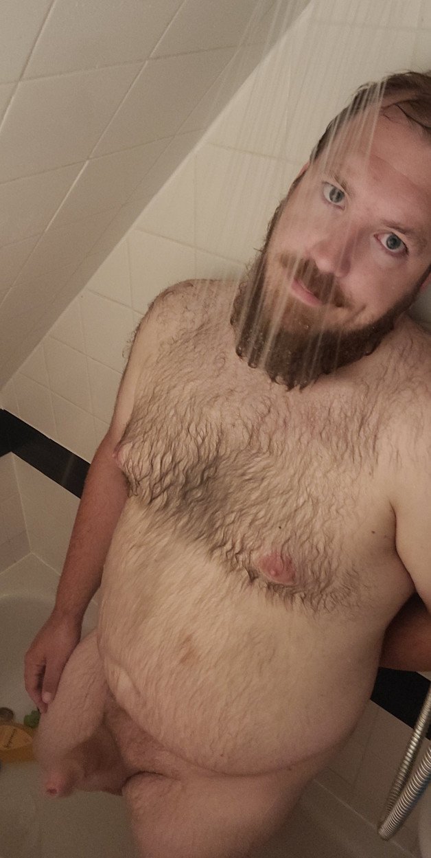 Photo by RedBearded with the username @TheSpankCave,  May 19, 2021 at 5:13 AM. The post is about the topic Gay Amateur and the text says 'shower fum'