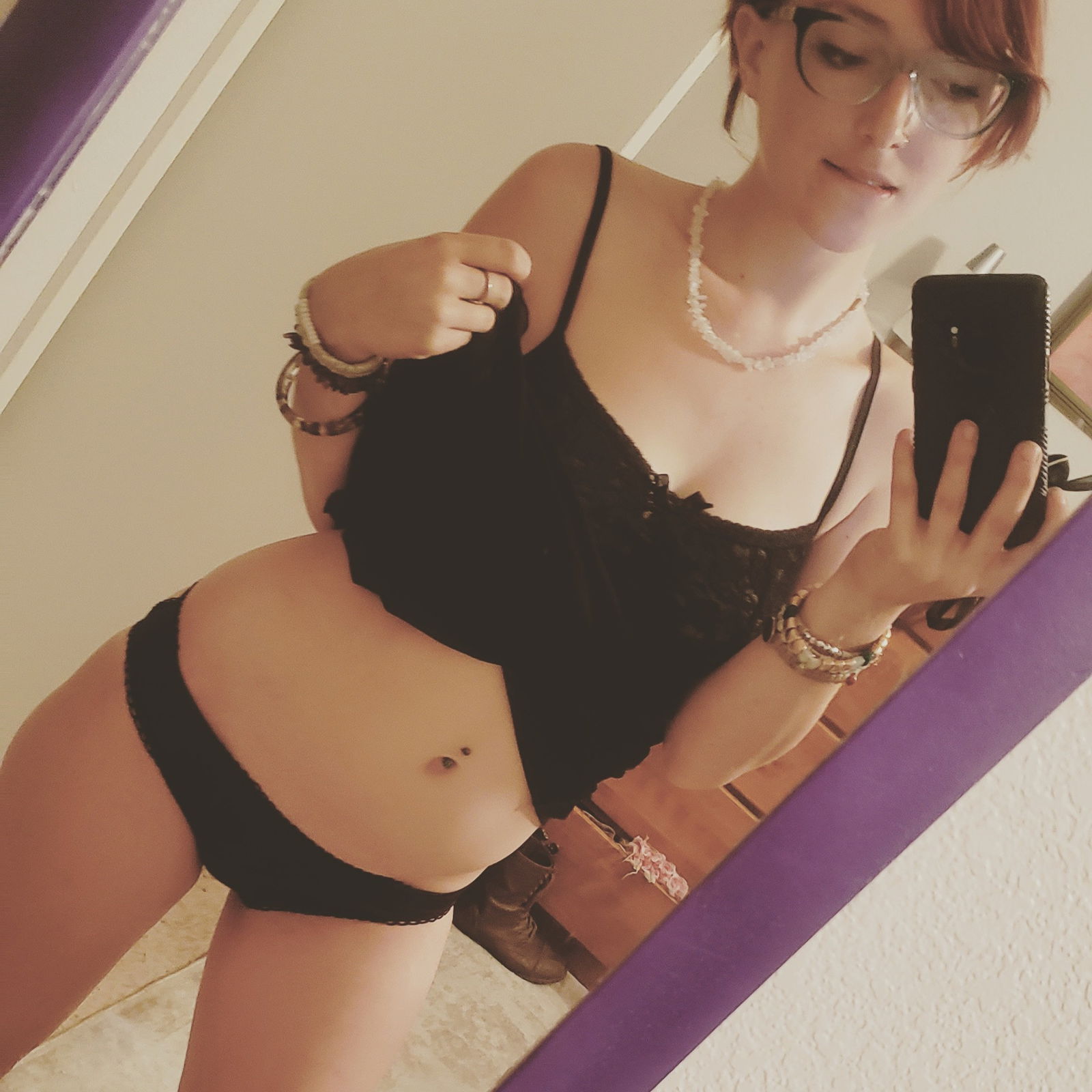 Album by Ashlelizabeth with the username @Ashlelizabeth,  August 30, 2020 at 10:53 PM. The post is about the topic Stupid Whore Appreciation and the text says 'Follow me on Onlyfans for tons of sexy content ♡ 
subscription: onlyfans.com/ashlelizabeth 
free: onlyfans.com/ashlelizabeth428'