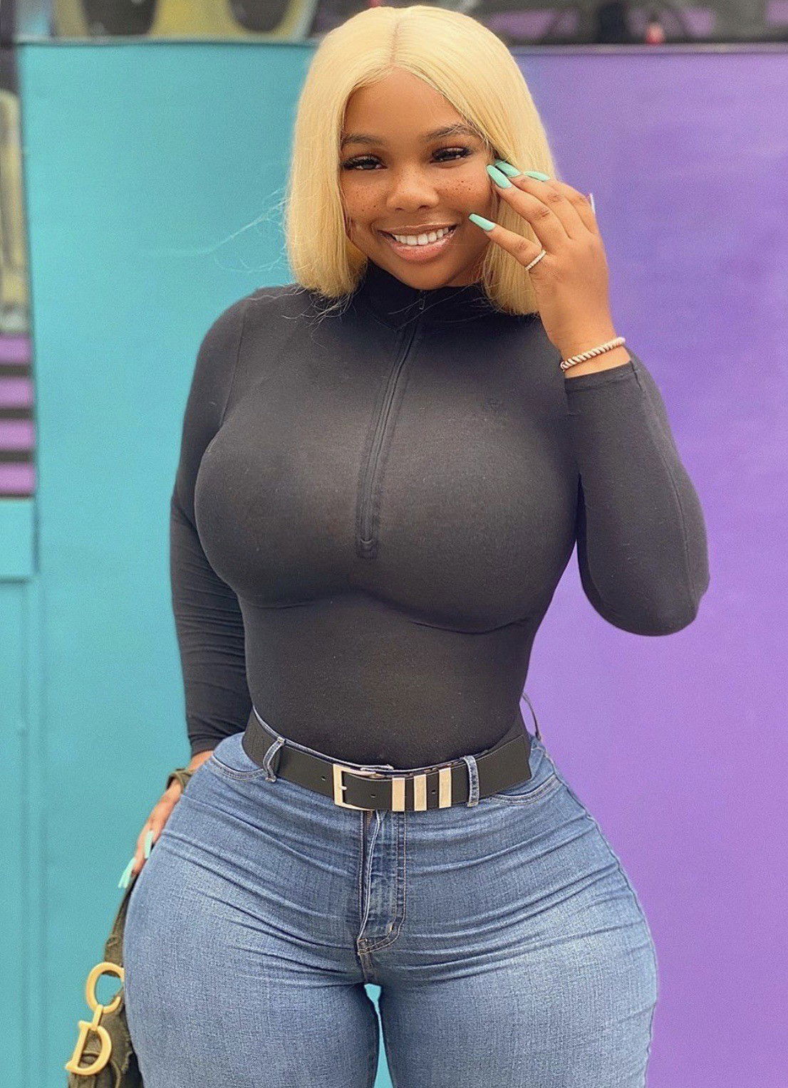 Photo by ErectHubby with the username @ErectHubby,  August 30, 2020 at 7:47 AM. The post is about the topic Black Beauties