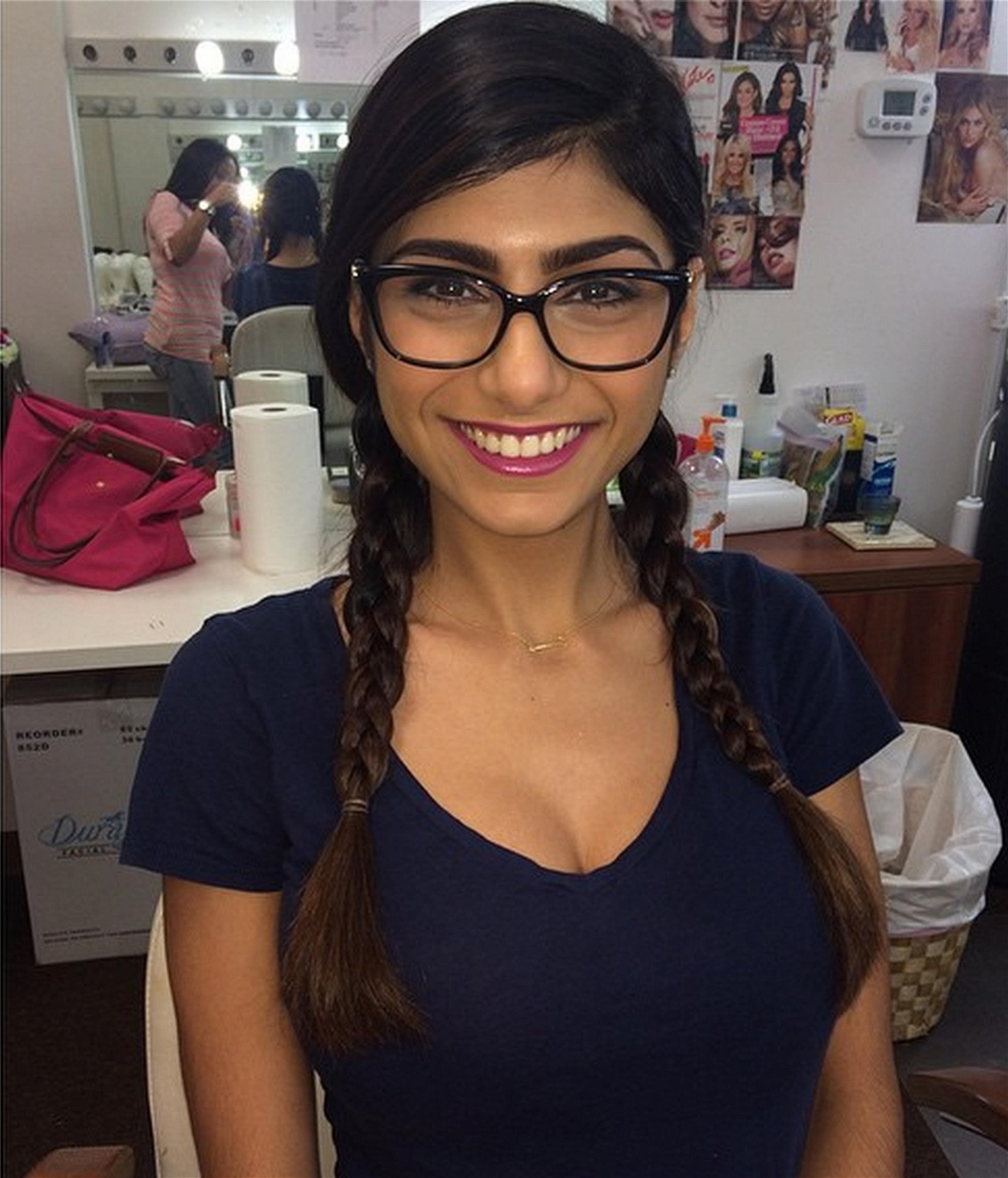Photo by Loookingfortibutes with the username @Loookingfortibutes,  November 2, 2020 at 9:54 AM. The post is about the topic Your favorite pornstars and the text says 'amazingly beautiful 🥰 ~mia khalifa'