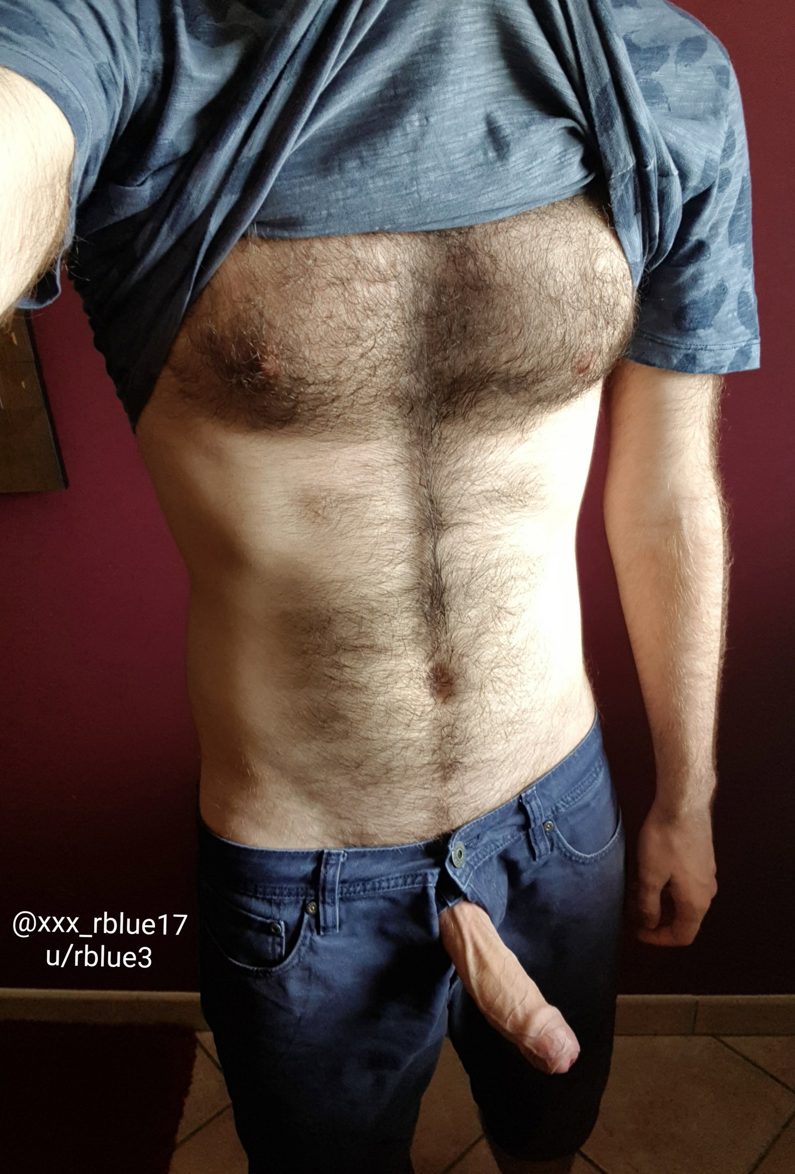 Watch the Photo by rblue with the username @rblue17, posted on August 10, 2019. The post is about the topic GayExTumblr. and the text says 'Here's the uncropped version of my new profile pic. What do you think?'