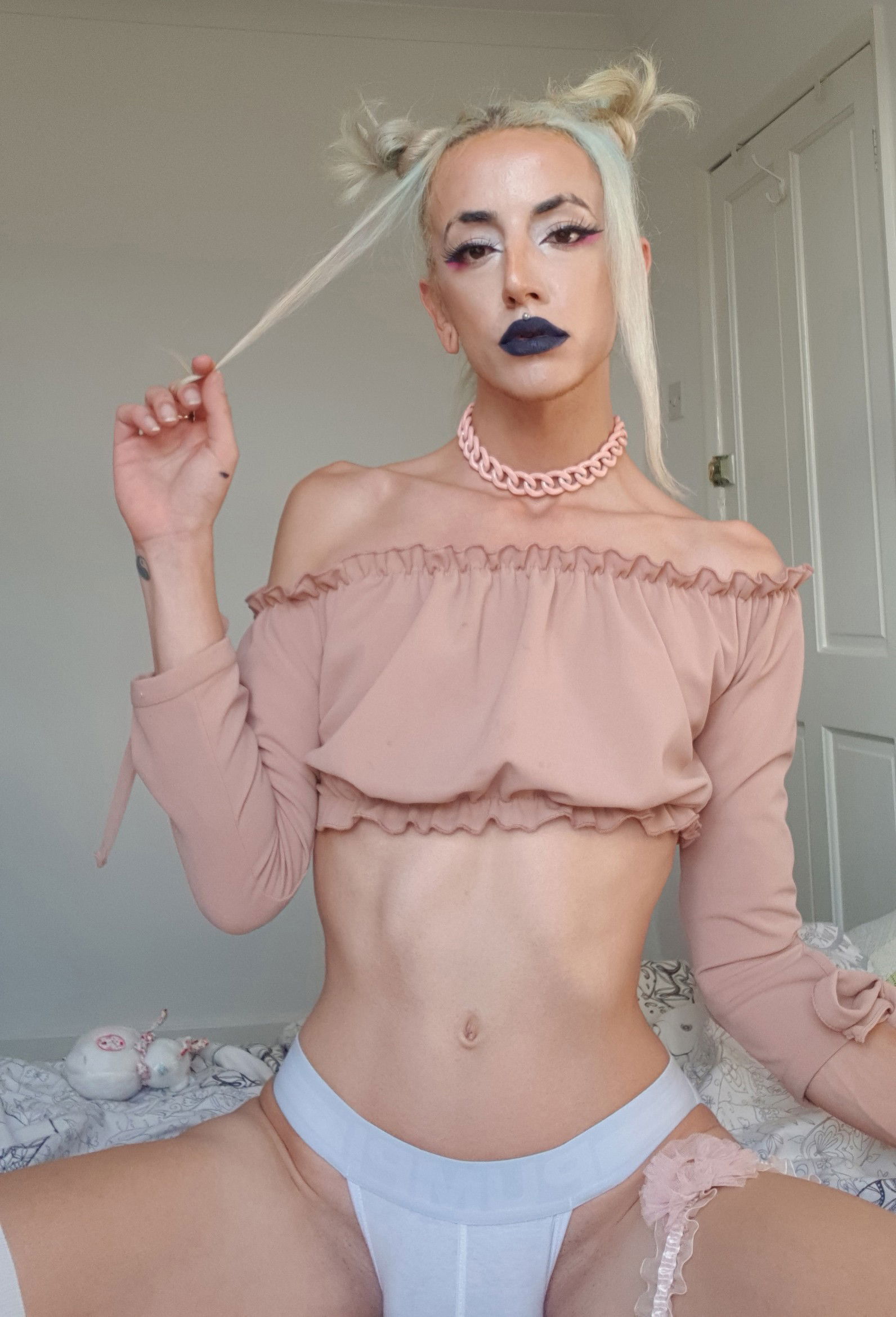 Photo by muasshole with the username @muasshole, who is a star user,  August 30, 2020 at 5:21 PM. The post is about the topic Trans and the text says 'horny trans fem <3 someone fill me up - onlyfans.com/muasshole to see more <3'