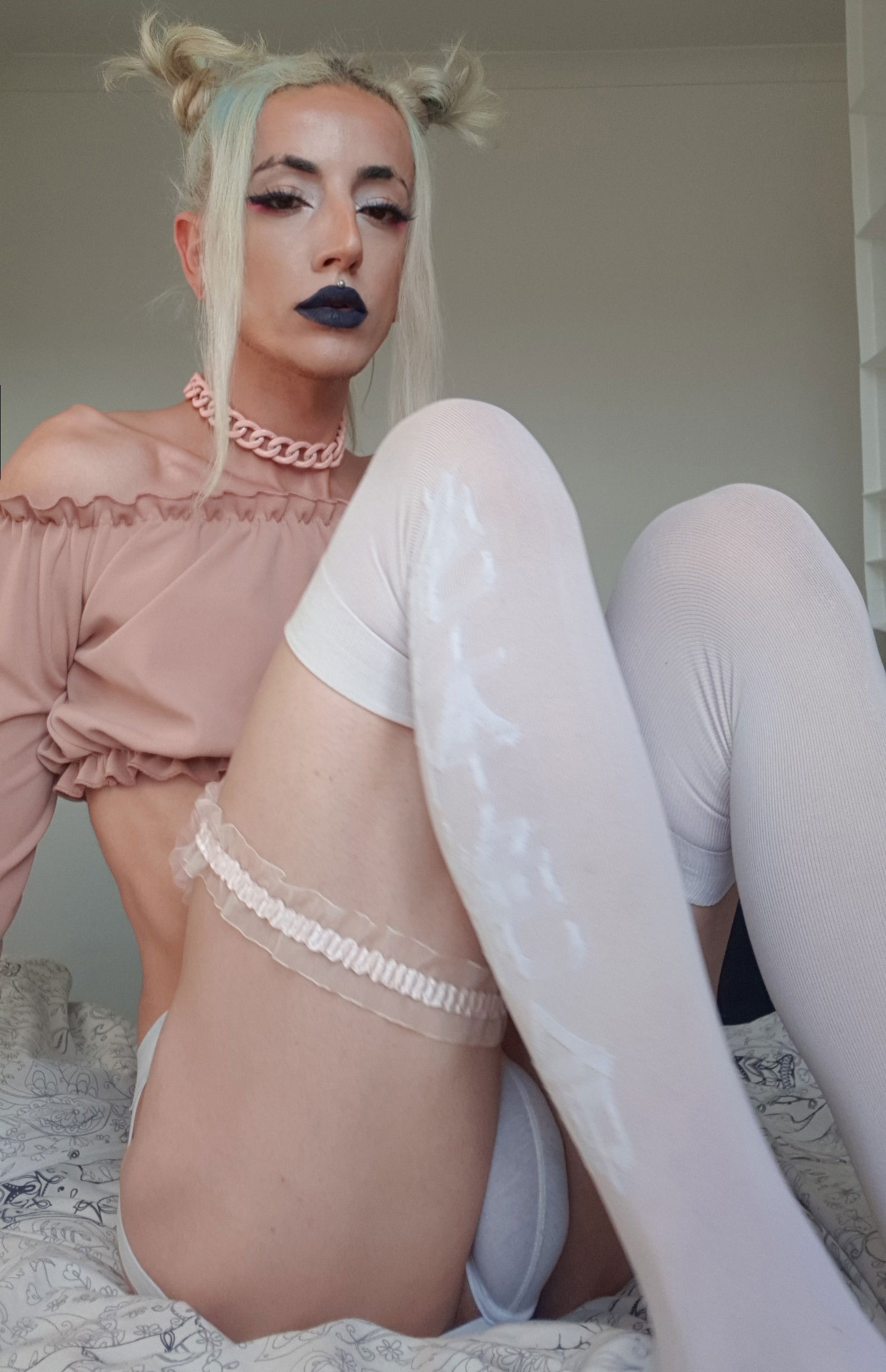 Album by muasshole with the username @muasshole, who is a star user,  August 30, 2020 at 5:21 PM. The post is about the topic Trans and the text says 'horny trans fem <3 someone fill me up - onlyfans.com/muasshole to see more <3'